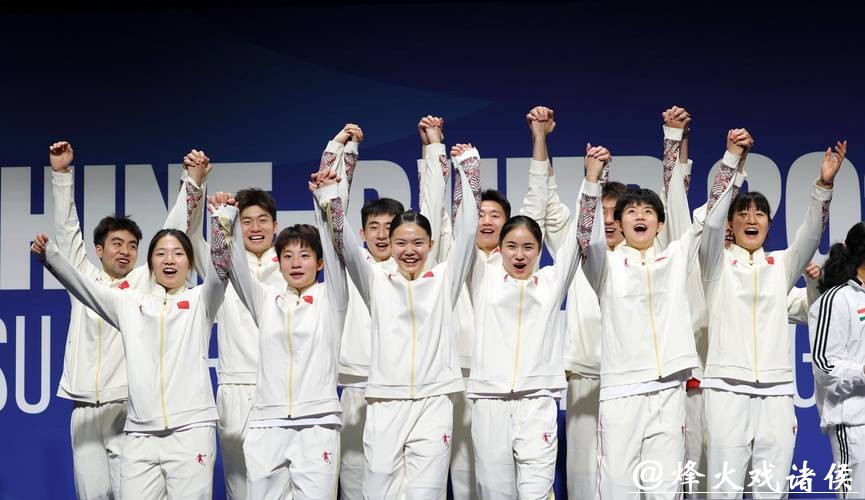 成都大运会丨大运会羽毛球混合团体赛中国队胜泰国队 成都大运会丨大运会羽毛球混合团体赛中国队胜泰国队